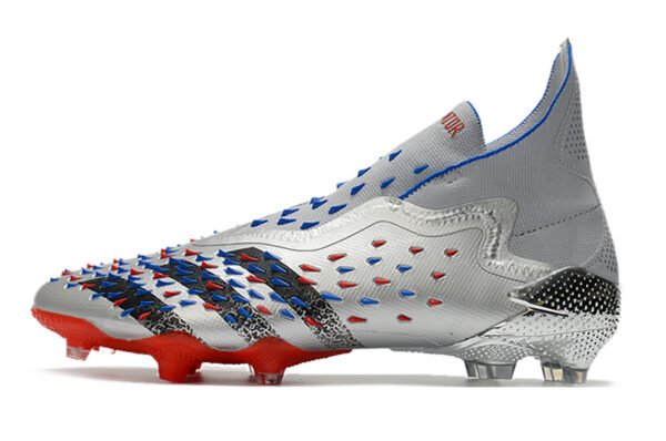 Predator Freak Showpiece Pack Elite FG