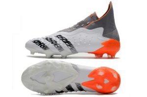 Predator Freak Whitespark Pack Elite FG - Image 4